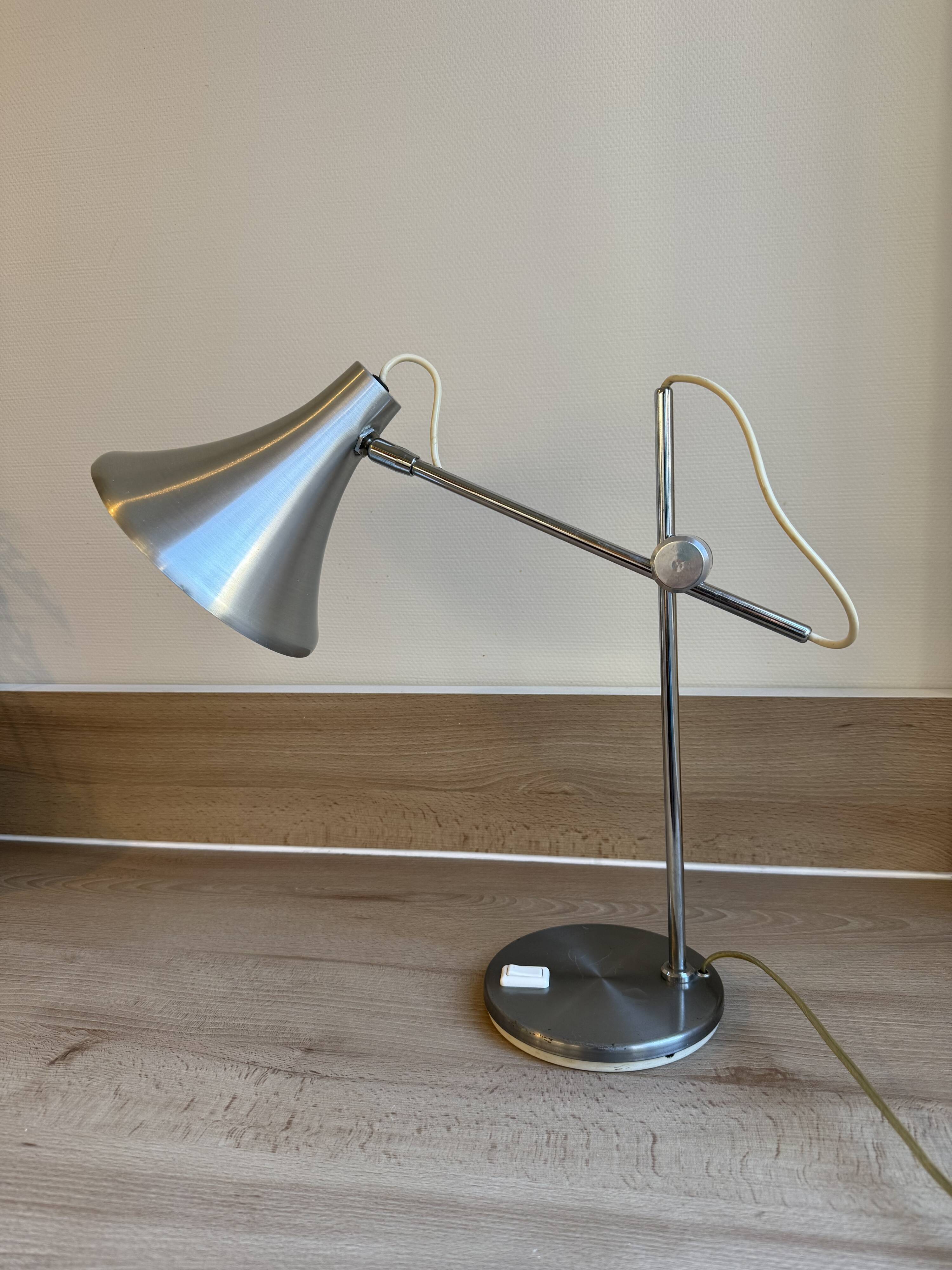 Lampe de Bureau Vintage à Bras Articulé – Métal Brossé & Chrome