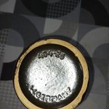 Ancien pot d'eau