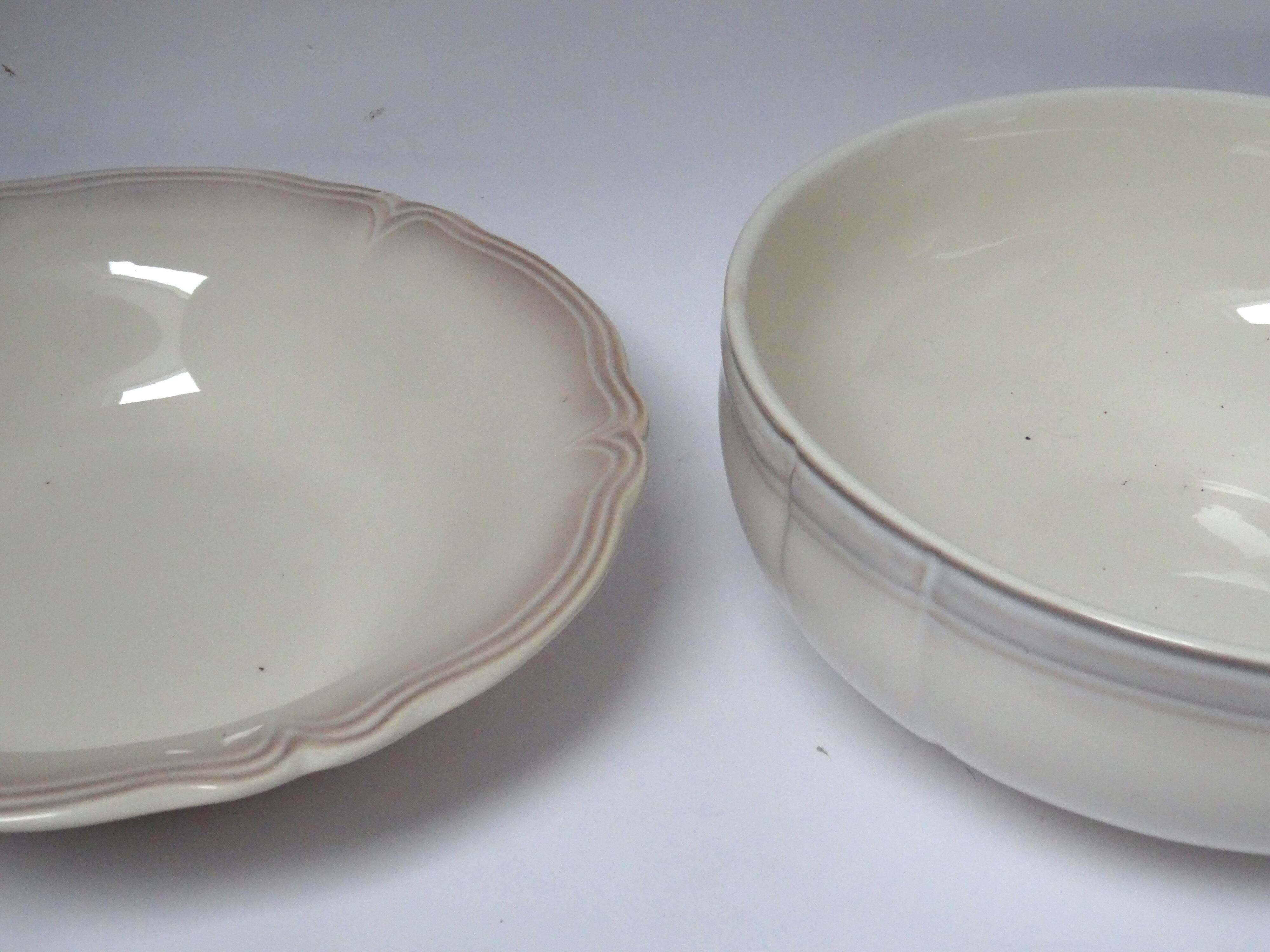 Sarreguemines Chambord salad bowl