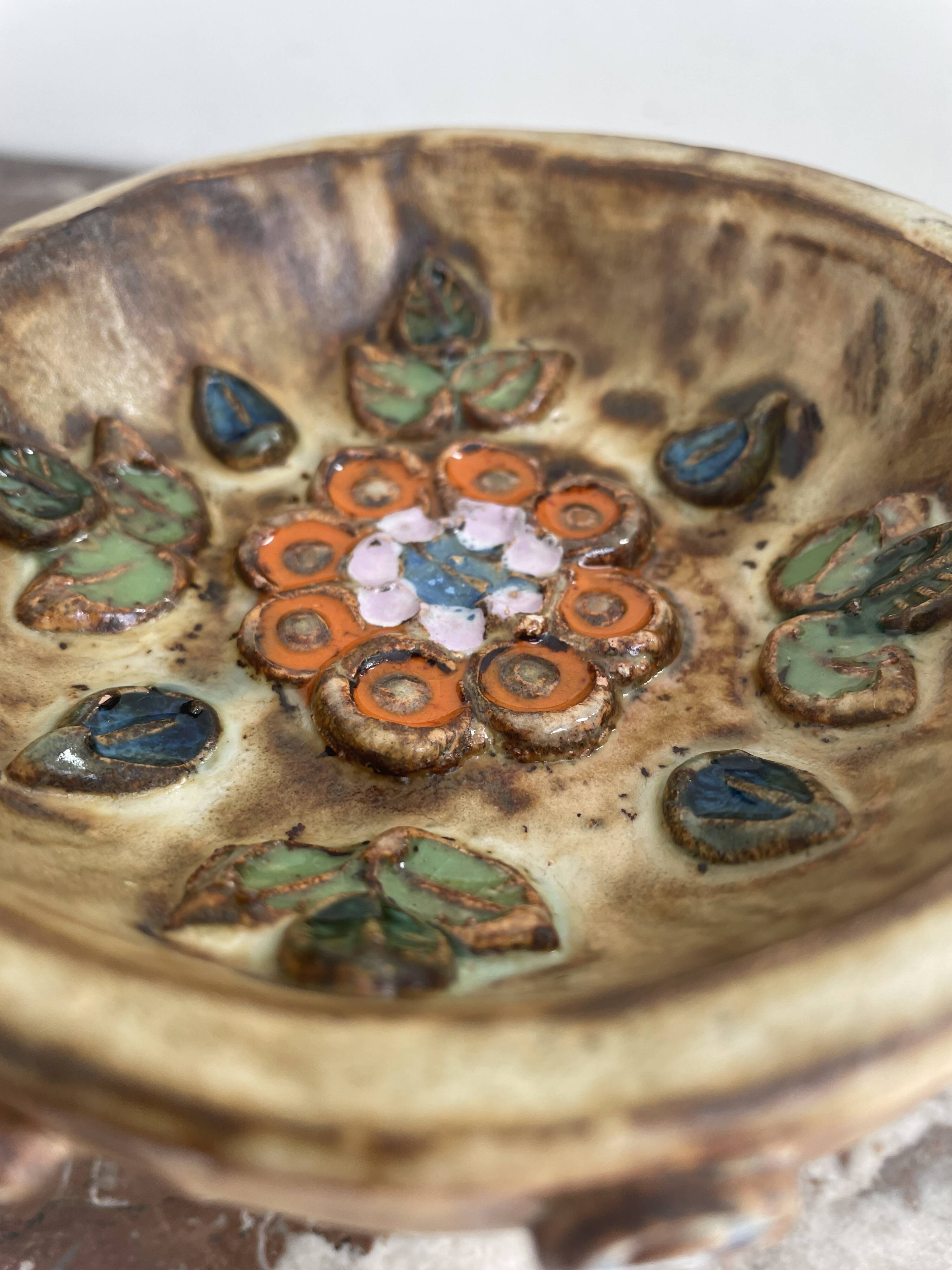 Cup, empty pocket, La Roue factory, Roland Zobel taste, enameled ceramic, Vallauris, decor