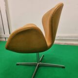 Paire de chaises Arne Jacobsen Swan Fritz Hansen