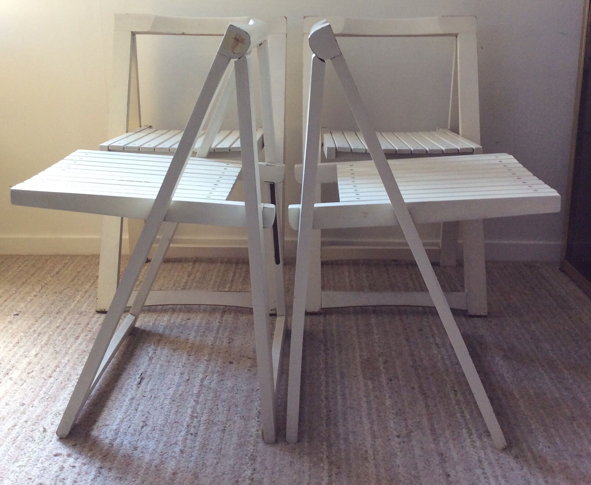 Series of 4 Italian folding chairs from the 70s