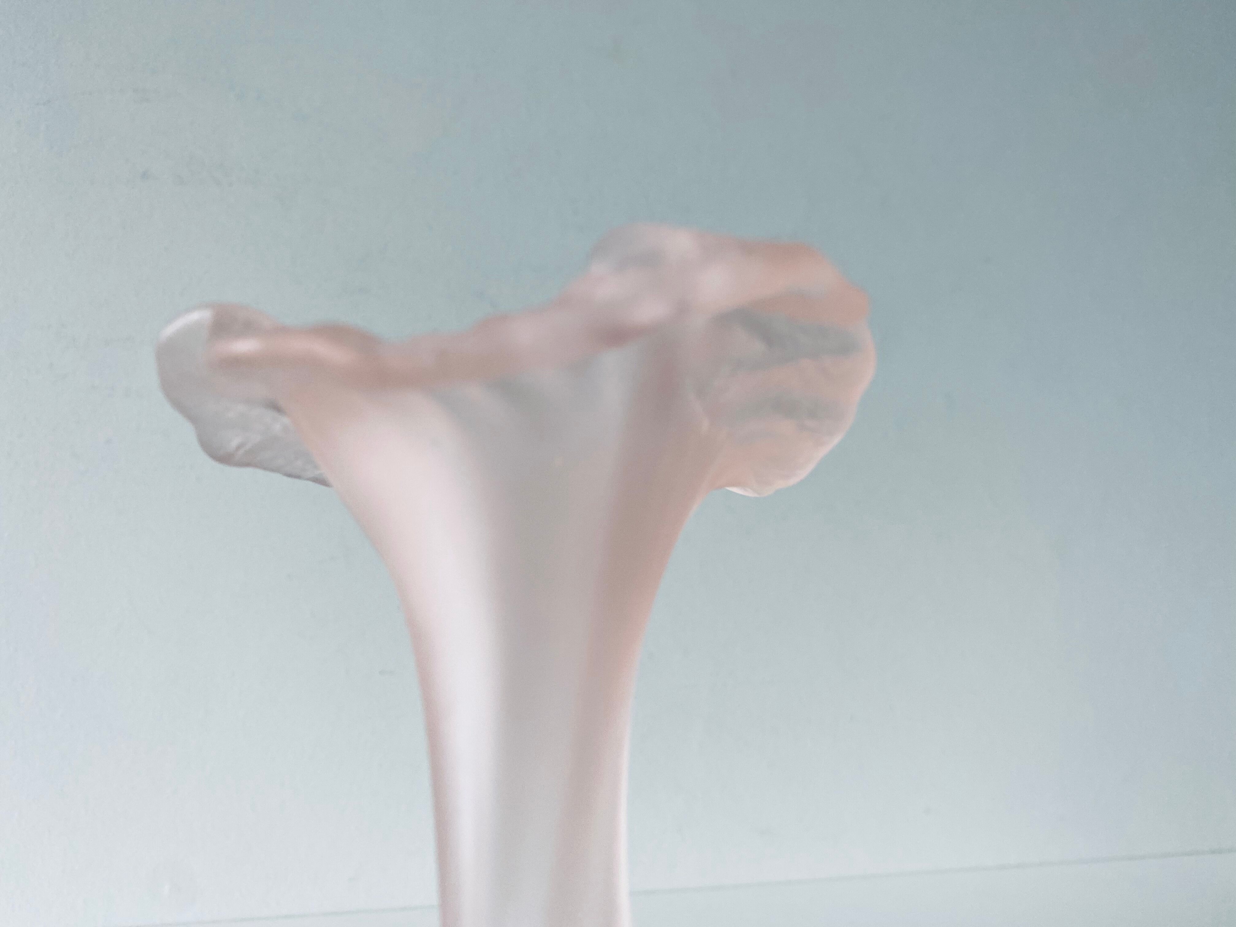 Pink Murano corolla vase