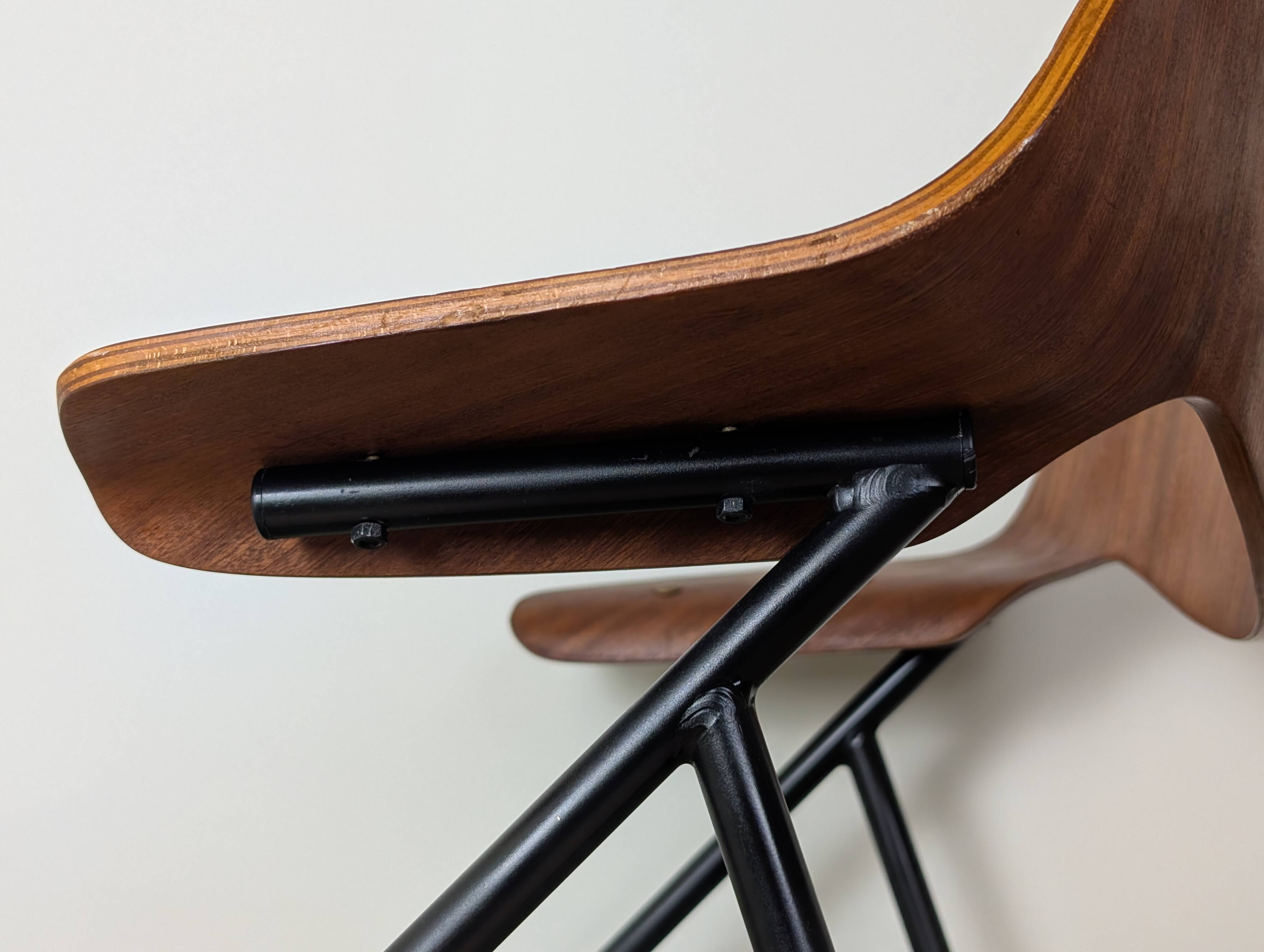 Robin Day armchair for Airborne