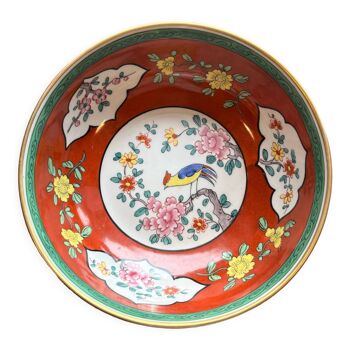 Plat en porcelaine style asiatique