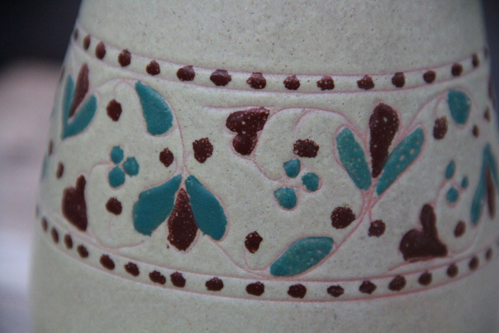 Vernified sandstone pitcher
