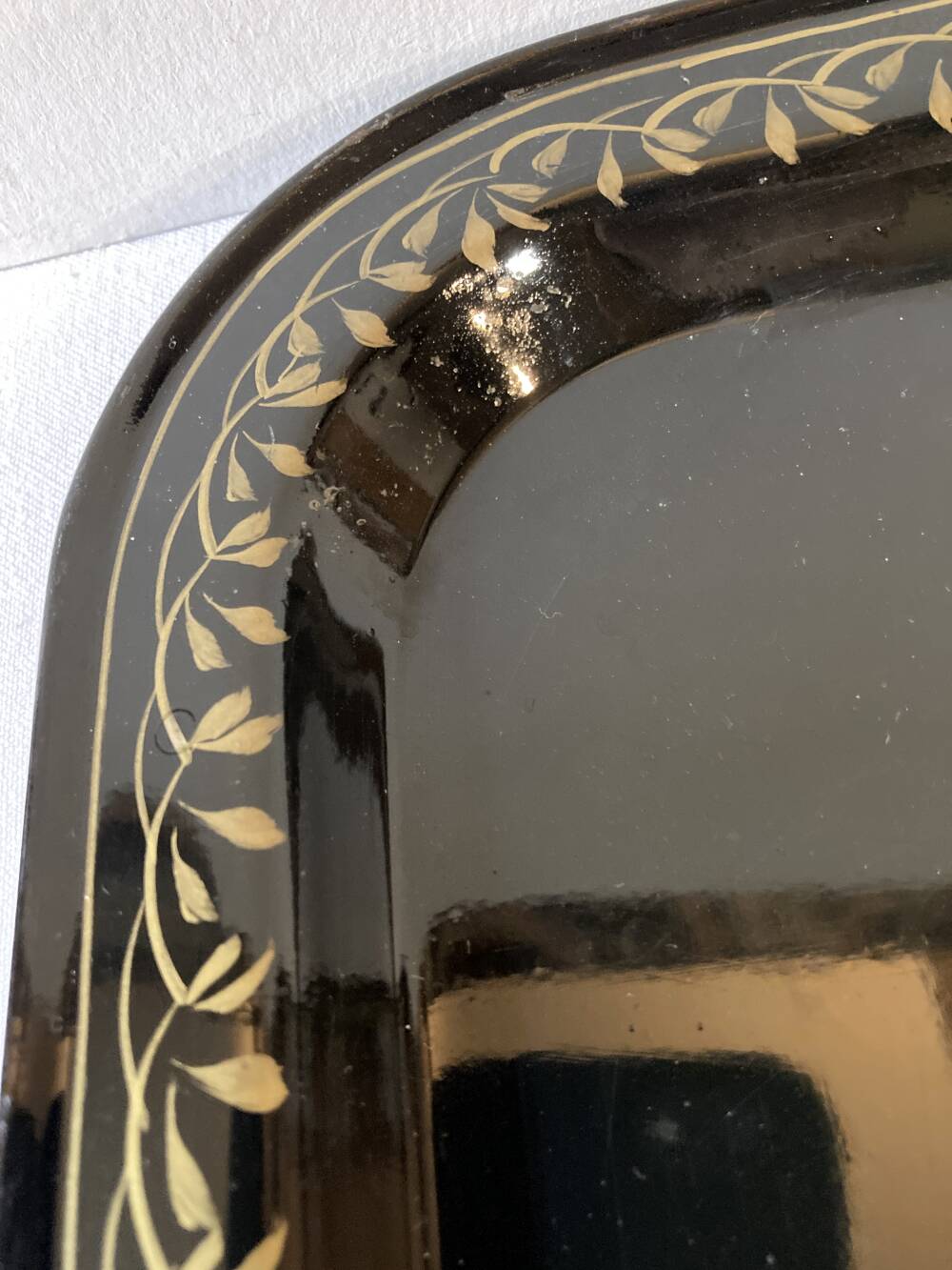 Jostovo painted metal tray, floral motifs, Made in USSR