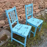 2 vintage style chairs