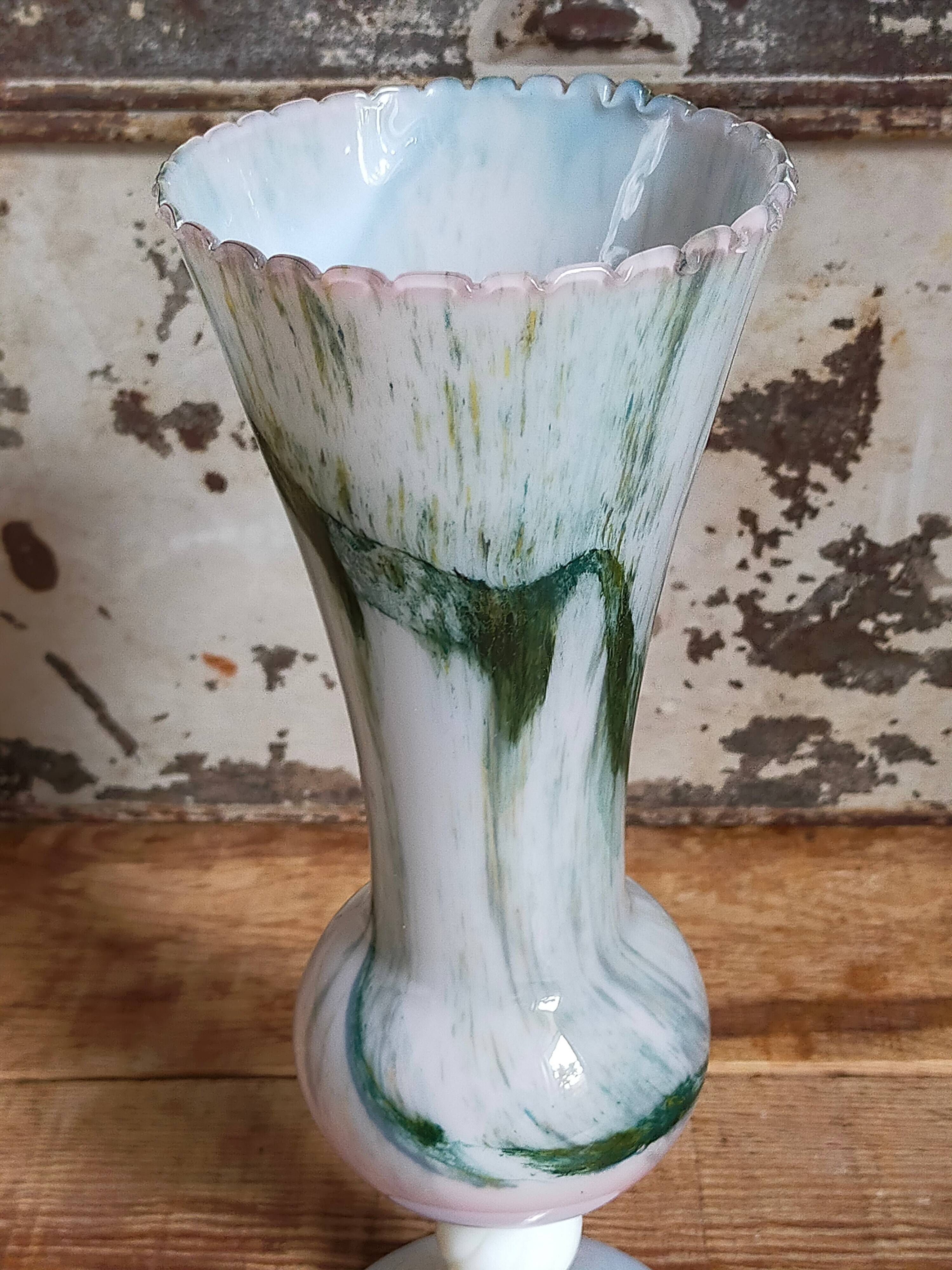 Vase on foot in opaline and vintage blown glass 30 cm