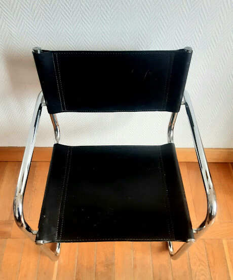 Cantilever design armchair in tubular steel 1970