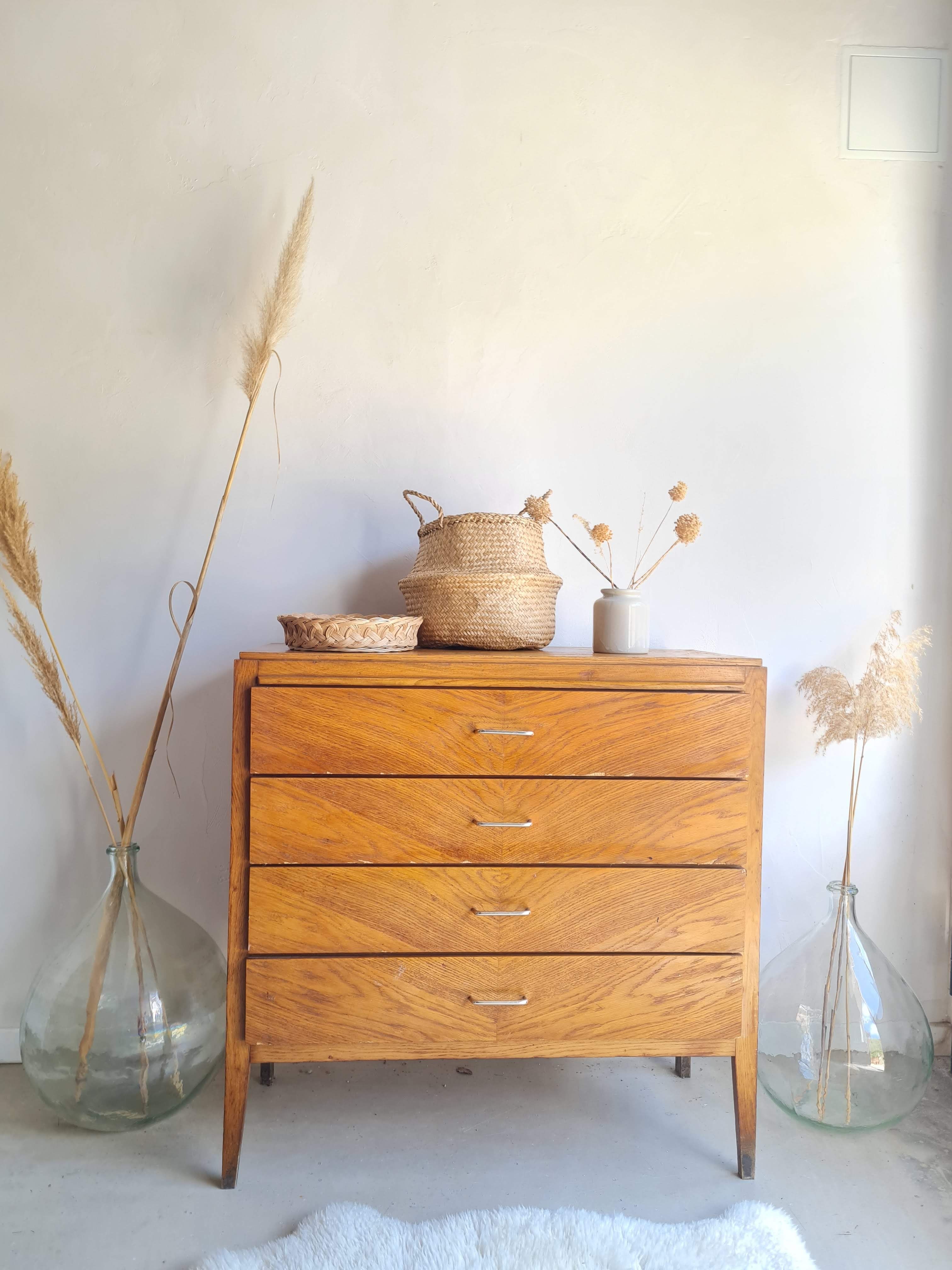 60s dresser - 4 drawers