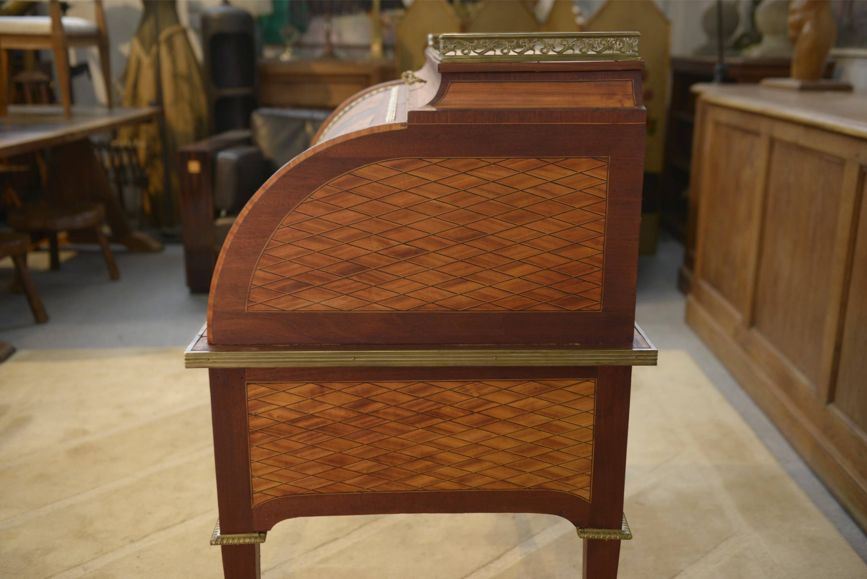 Louis XVI style cylinder desk in marquetry from the Napoleonic III period.