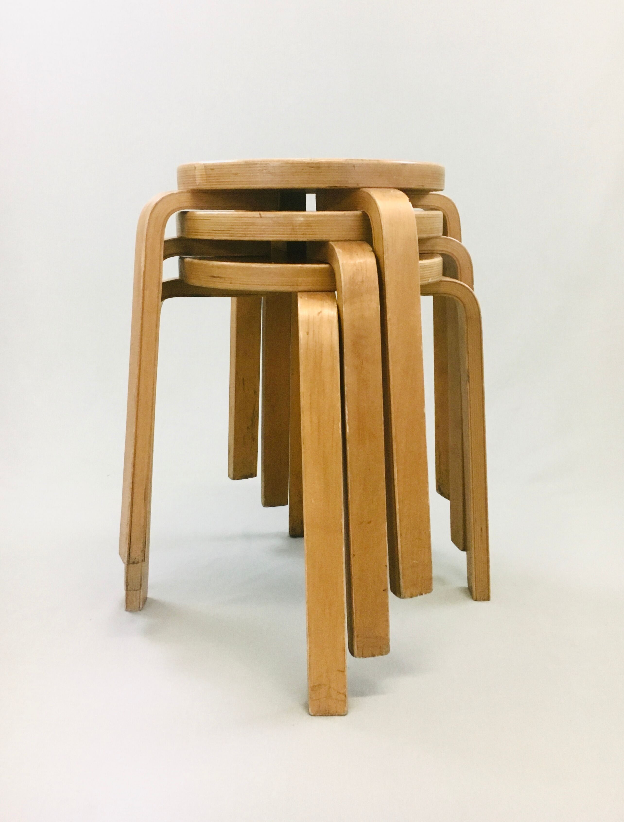 Suite of 3 Alvar Aalto stools for Artek