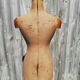 Former bust mannequin de Couturière The Formelliat