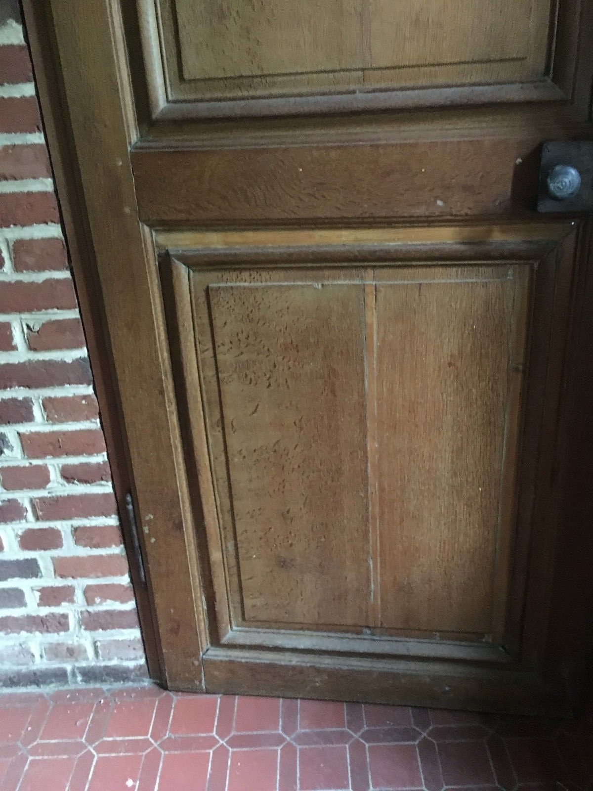 Old passage door in oak