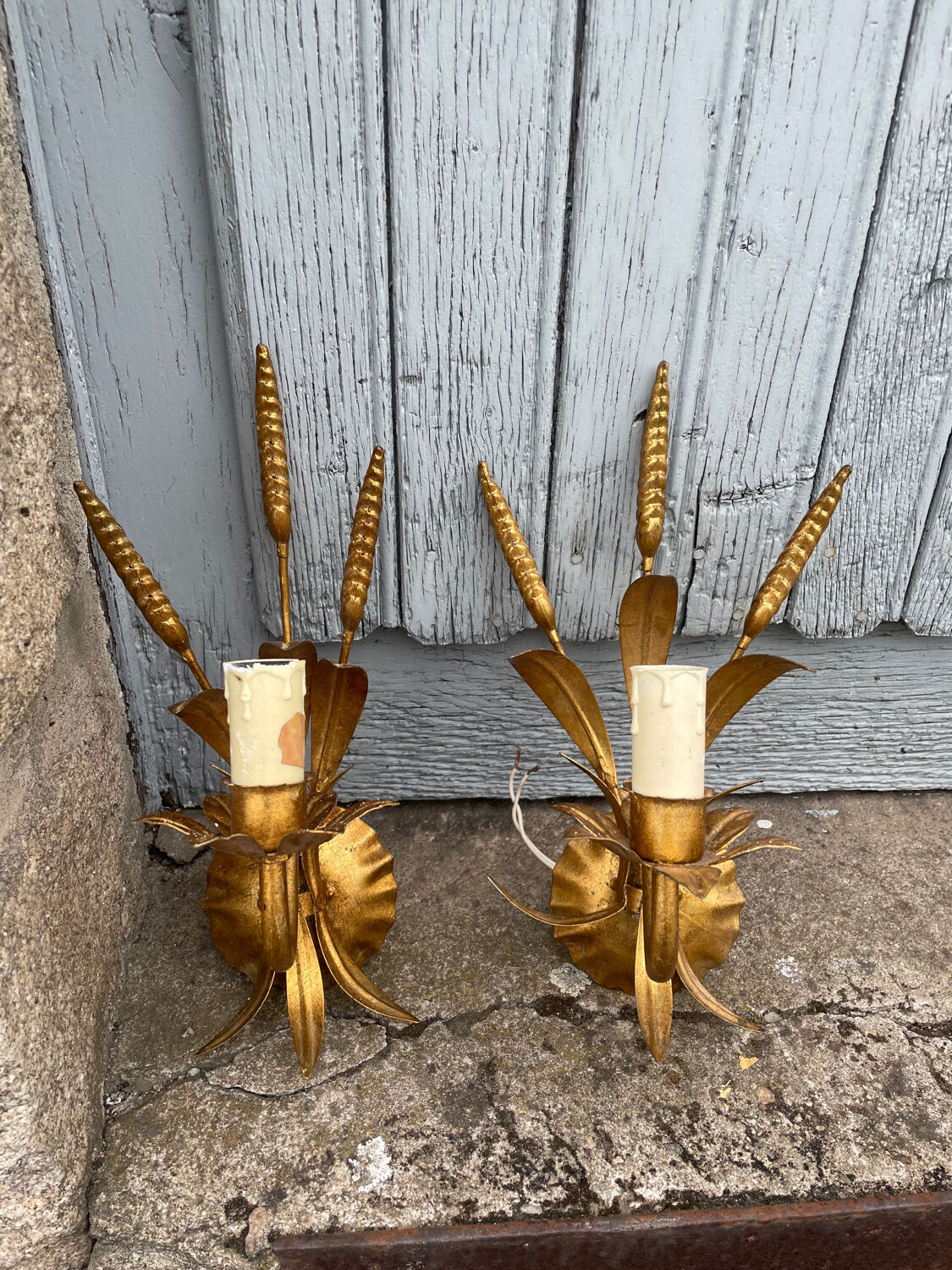Chandelier and Pair of Wheat Sheaf Wall Lights
