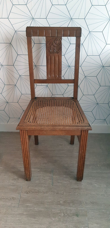 Vintage art deco year chair.