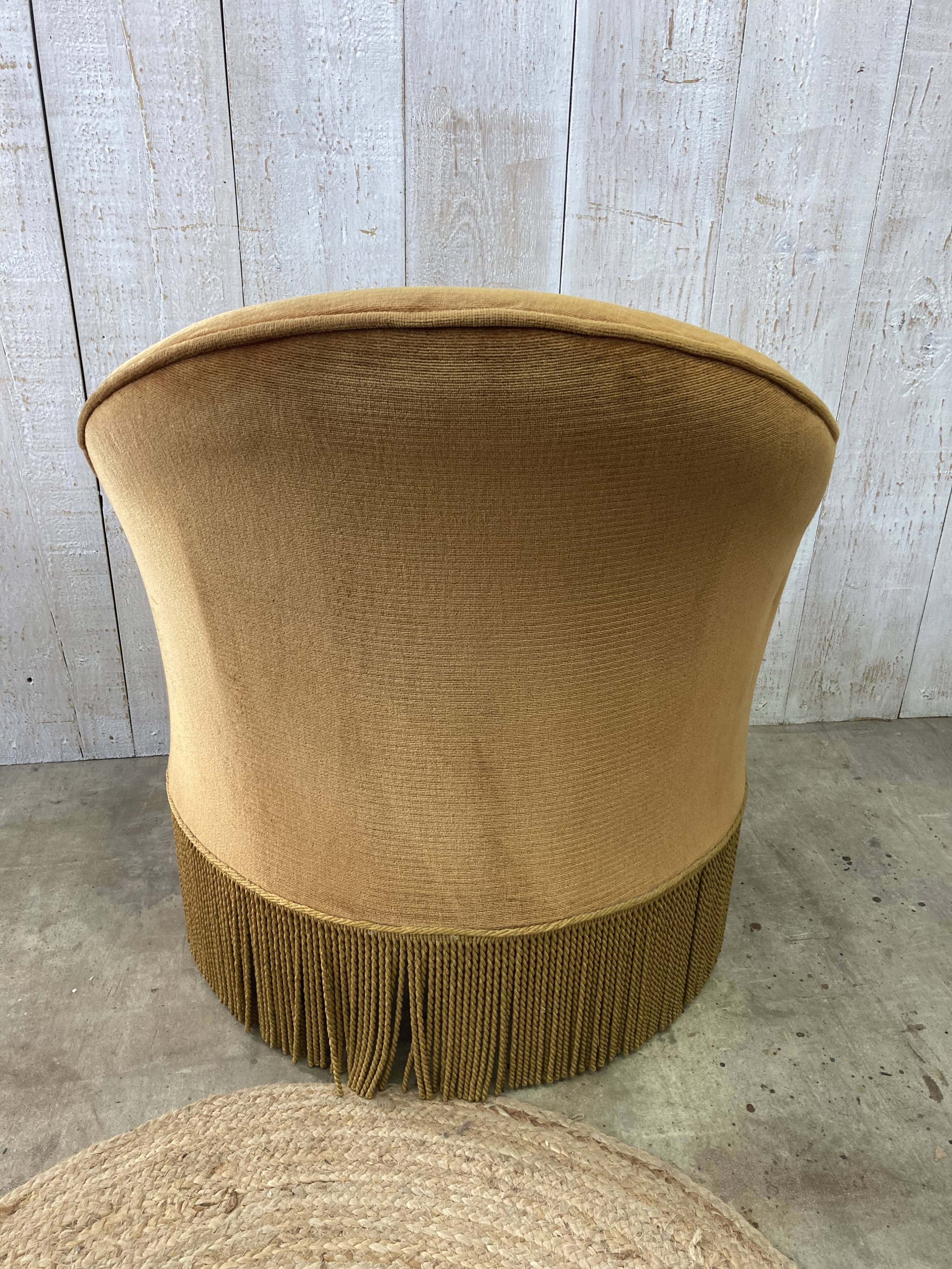 Vintage toad armchair