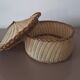 Vintage woven wicker basket with lid - Natural crafts