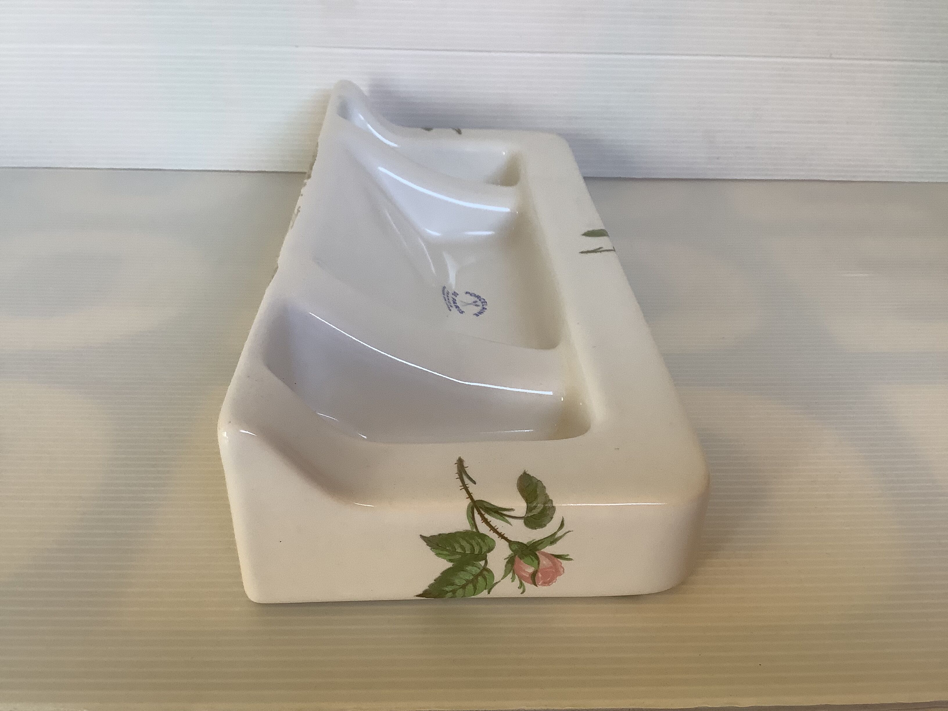 Paris porcelain shelf pink roses