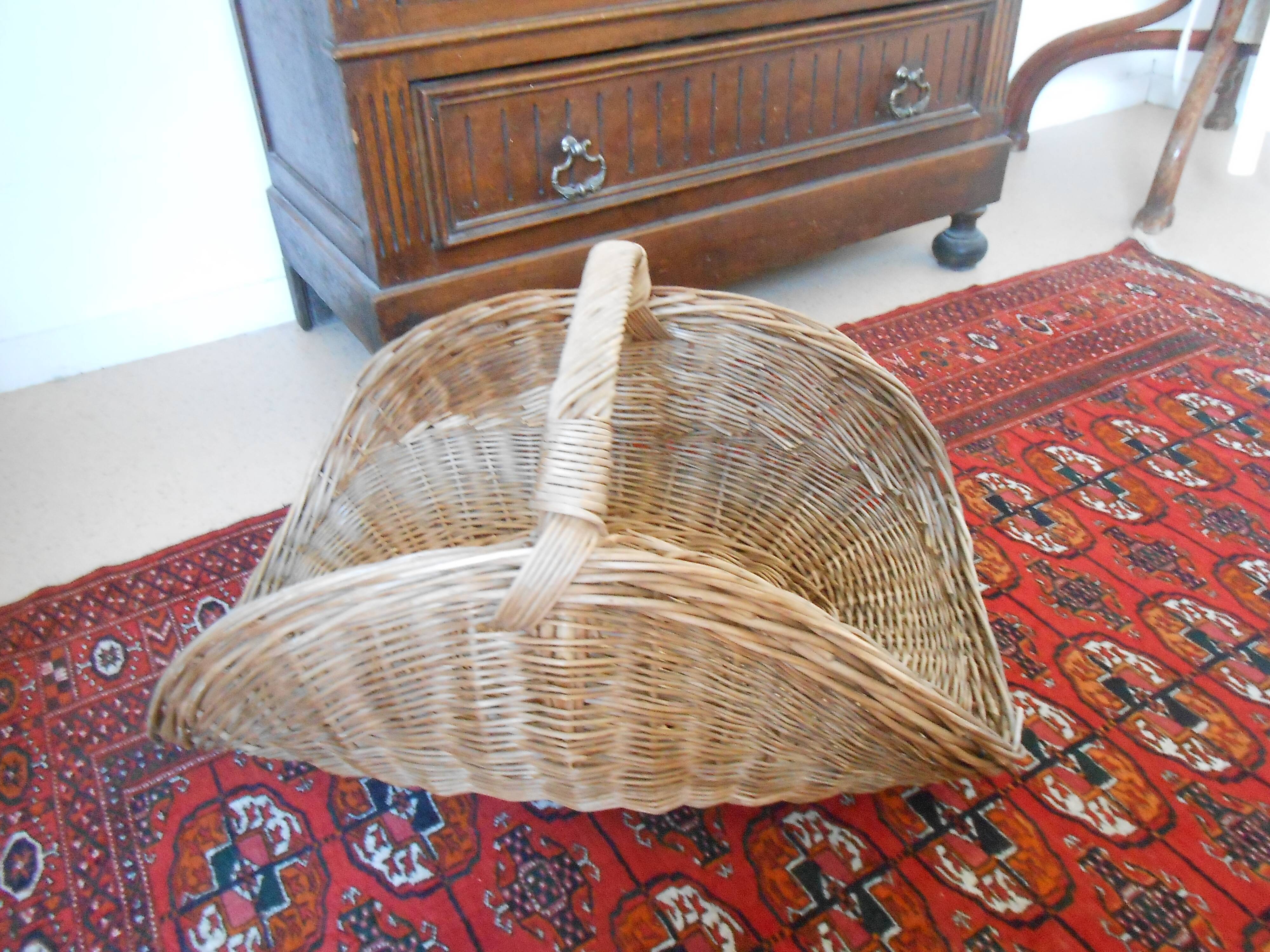 Wicker wood storage basket