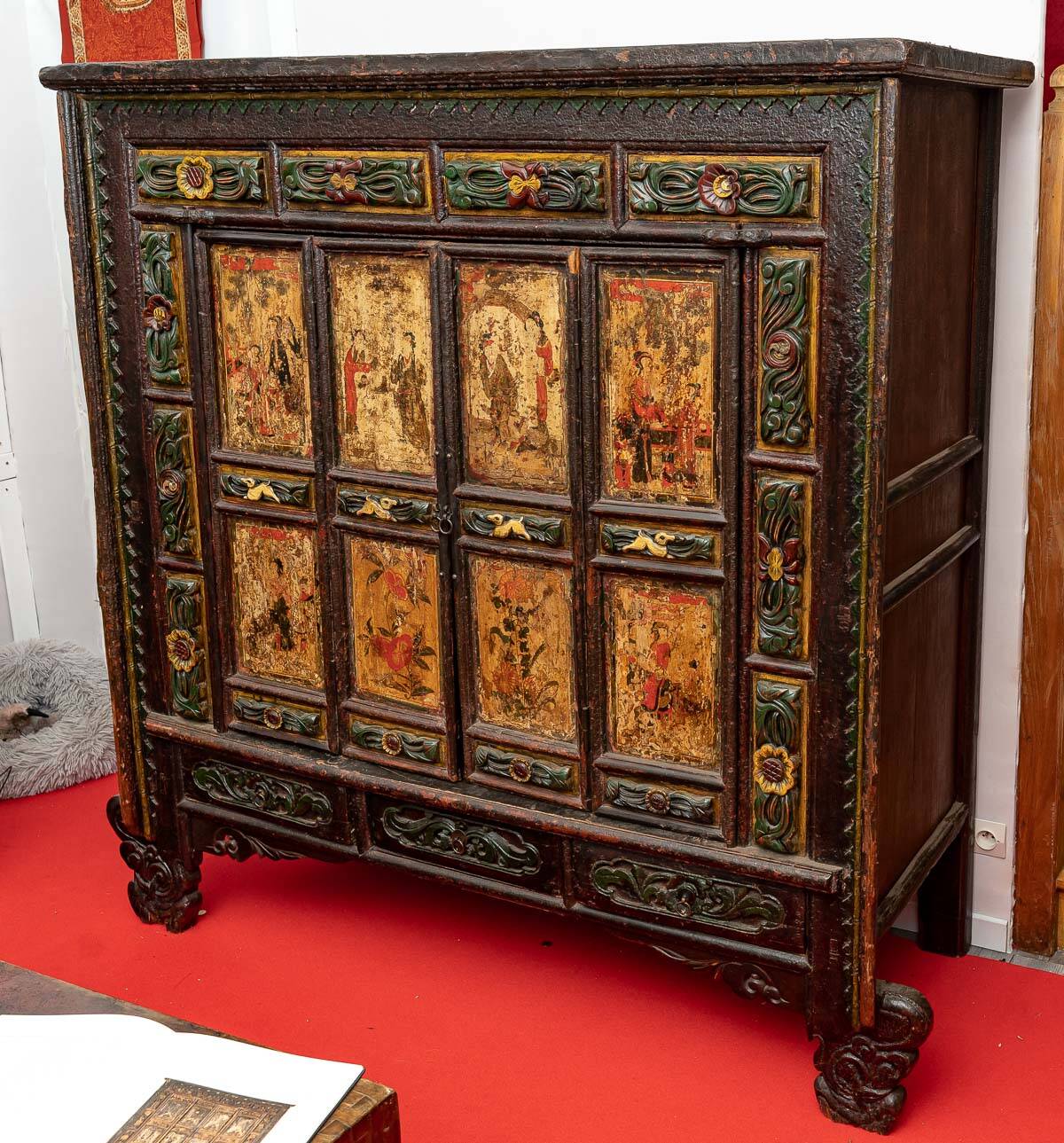 Antique Chinese wardrobe with 4 doors and 3 drawers.