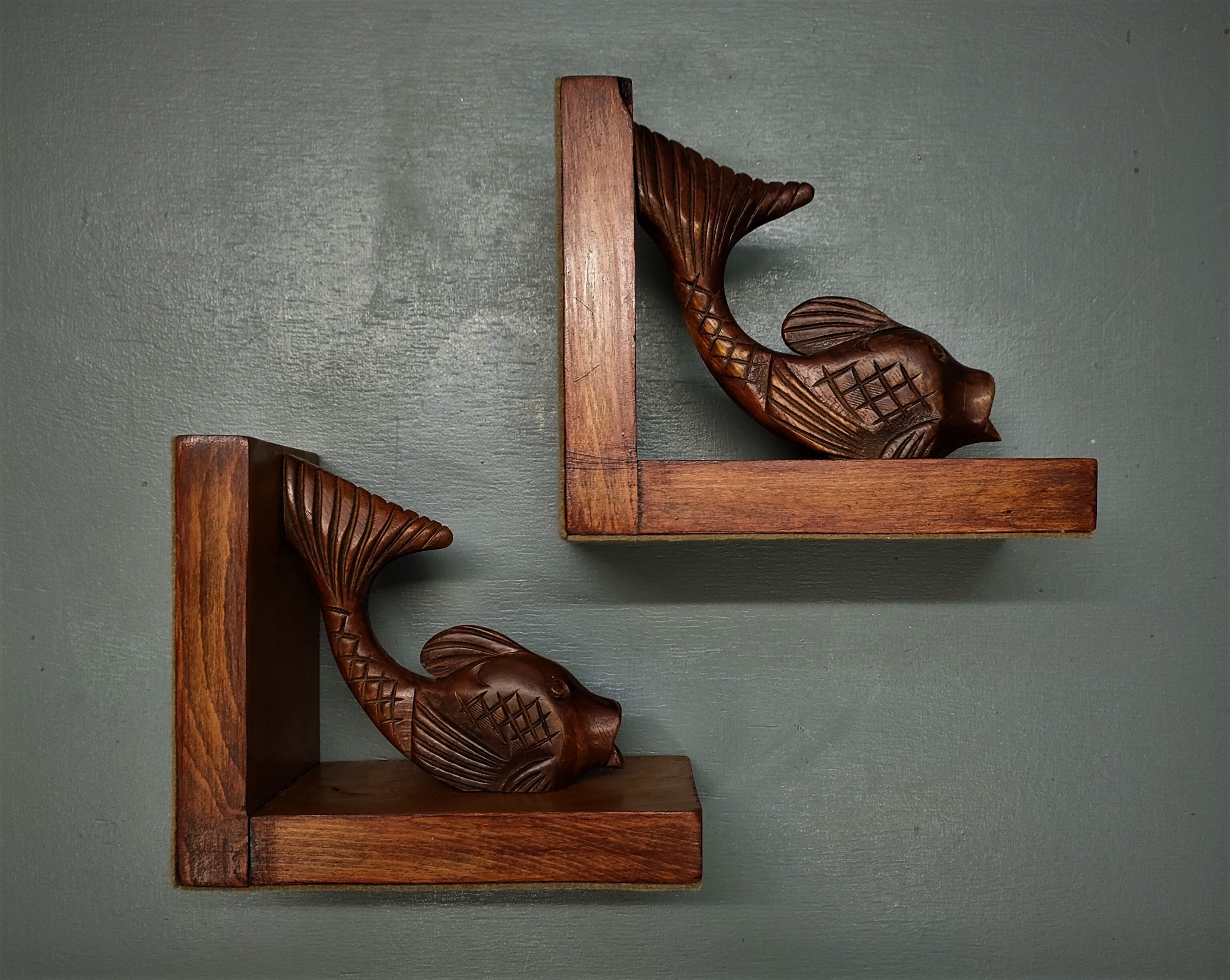 Pair of hand-carved art-deco fish bookends - 30s