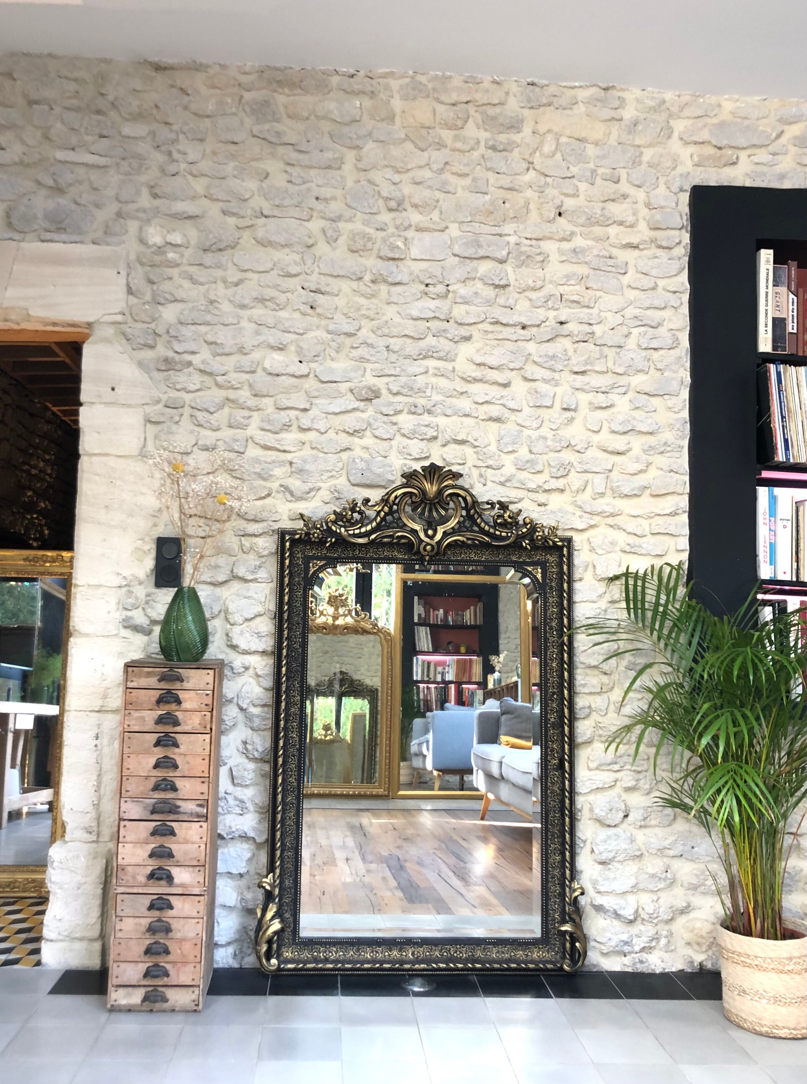 Old mirror 153.5x98.5cm Napoleon III late 19th century, beveled and stitched ice.