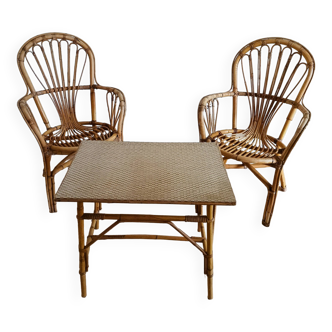 Fauteuils rotin et table