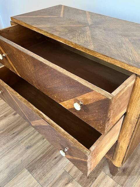 Commode marquetée  3 tiroirs
