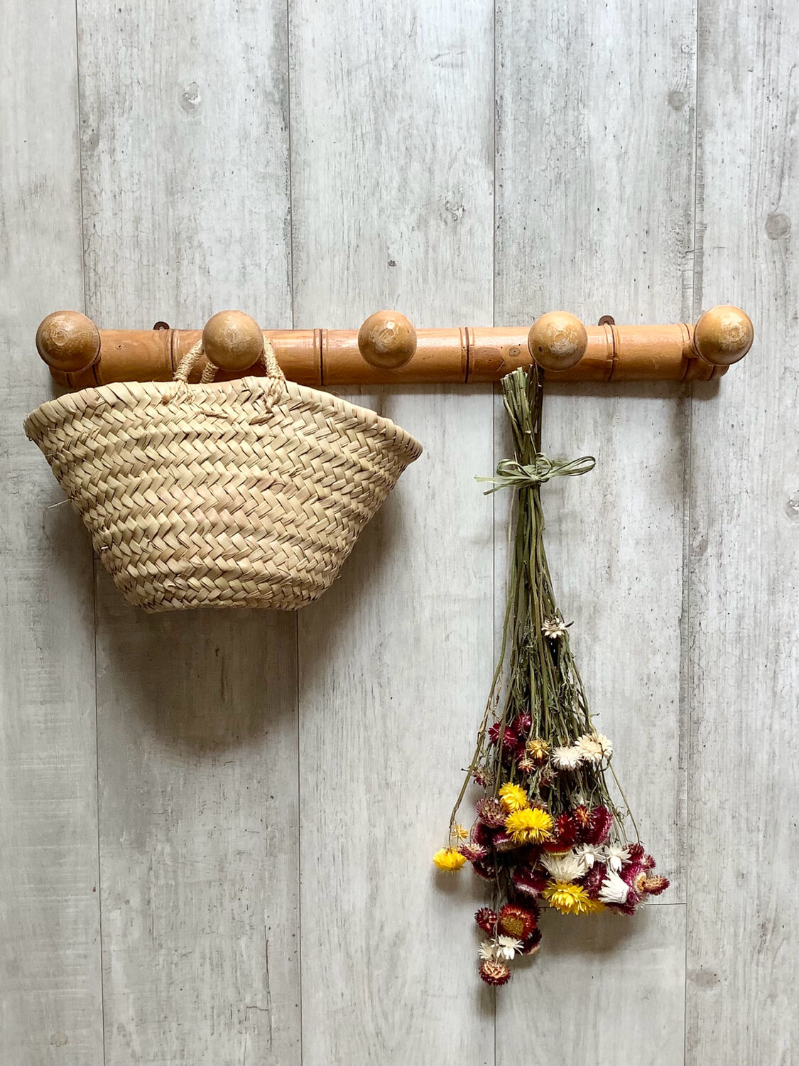 Wooden coat rack 5 hooks