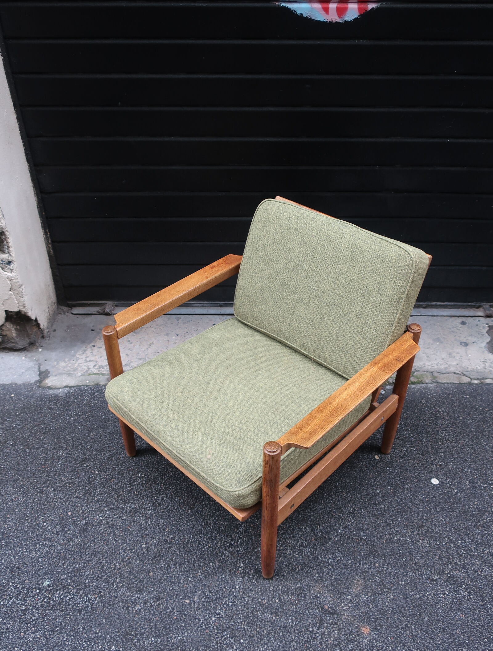 Oak armchair from the 1960