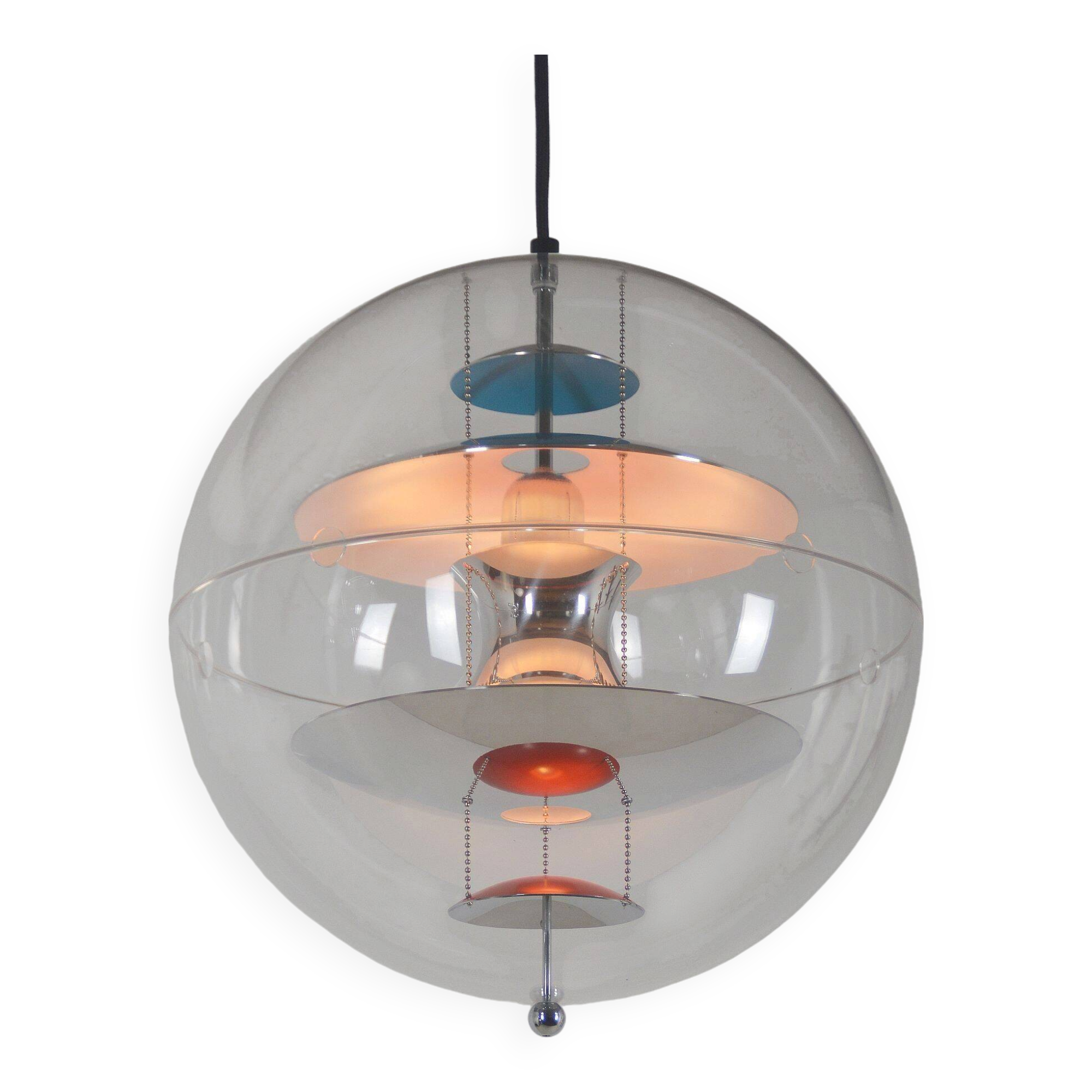 VP Globe 40 pendant lamp designed by Verner Panton for Verpan