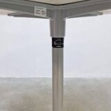Table contract ronde design vintage Vitra Eames