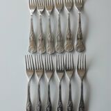 Silver metal cutlery