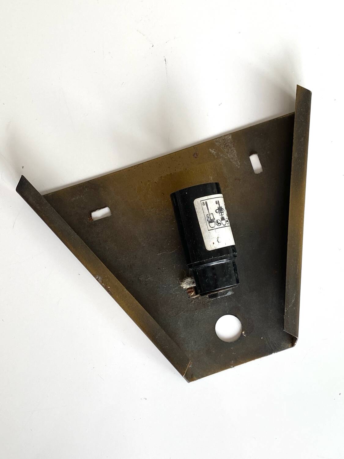 Art Deco wall light in very good condition