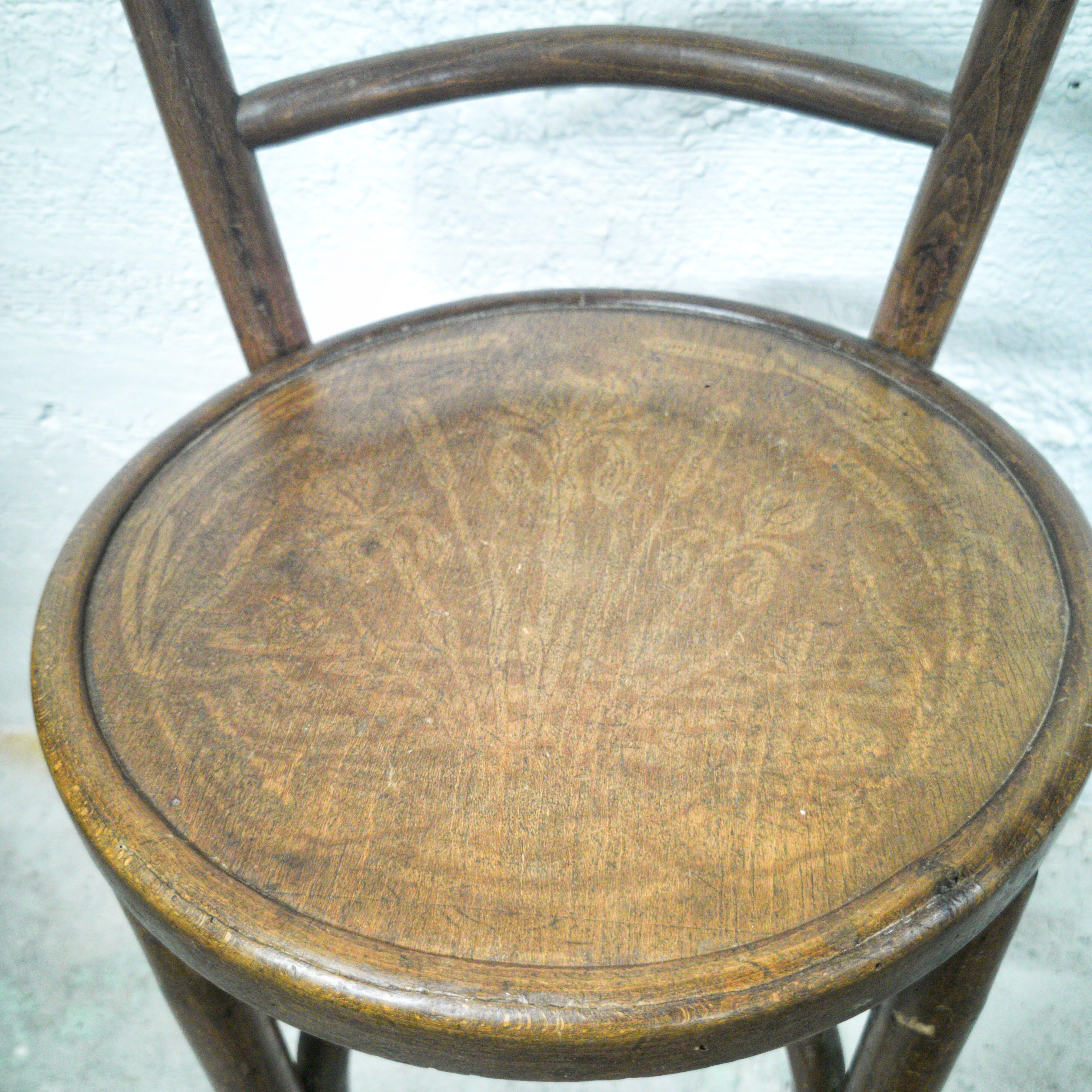 Codina curved wooden high chair