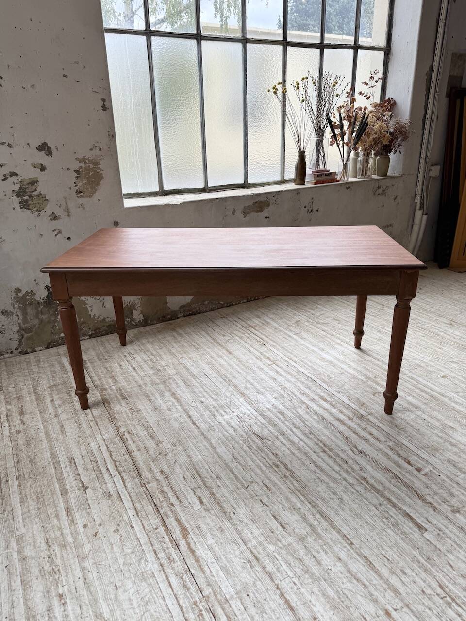 Turned leg cherry table 160cm