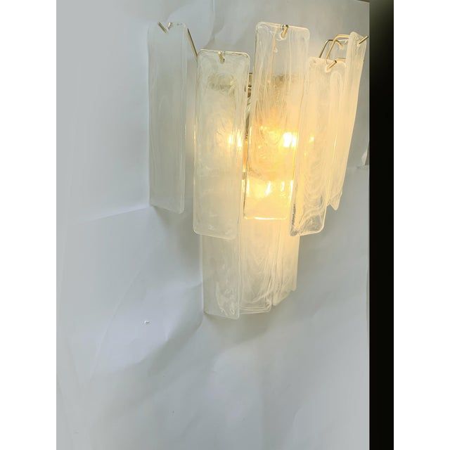 Set of Two Contemporary Venied-White "Alabastro" Listelli Murano Wall Sconces