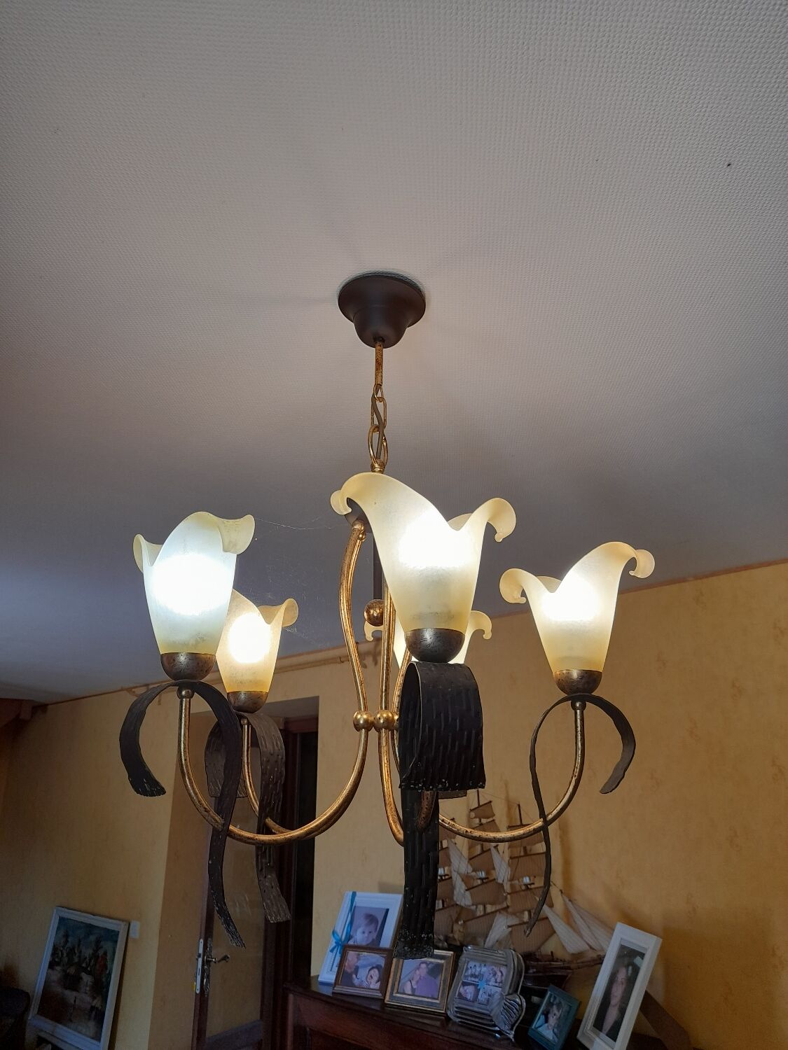 Chandelier 5 arms original 1980 in metal and polished glass