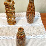 Set of 3 sandstone vases on their tray