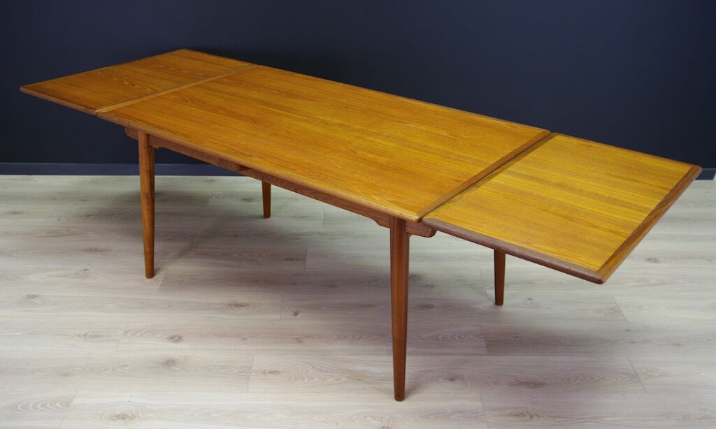 Wooden table, model AT-312, Danish design, 1960s, designer: Hans J. Wegner