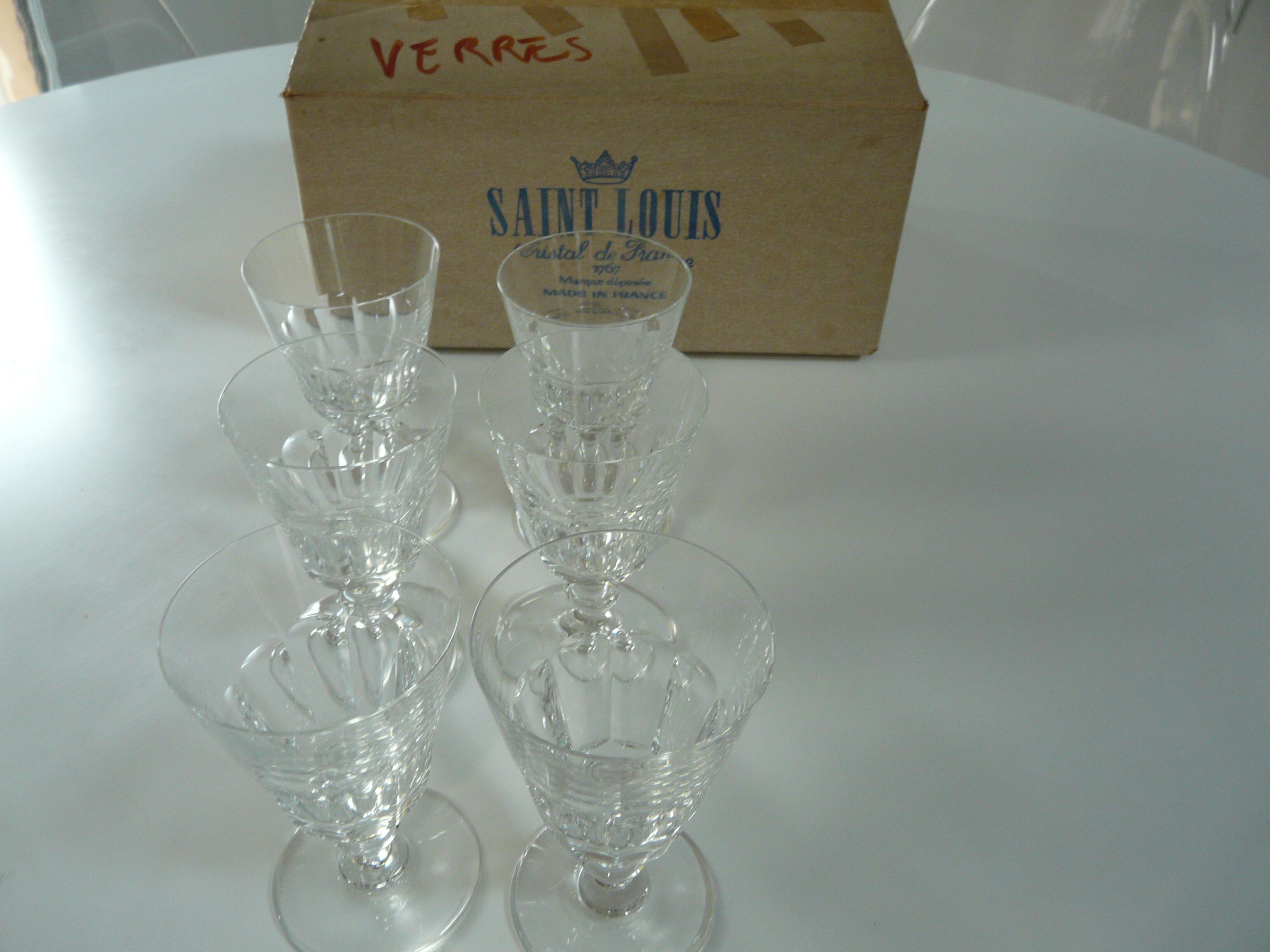 Service de six verres à pied de la cristallerie "Saint Louis"