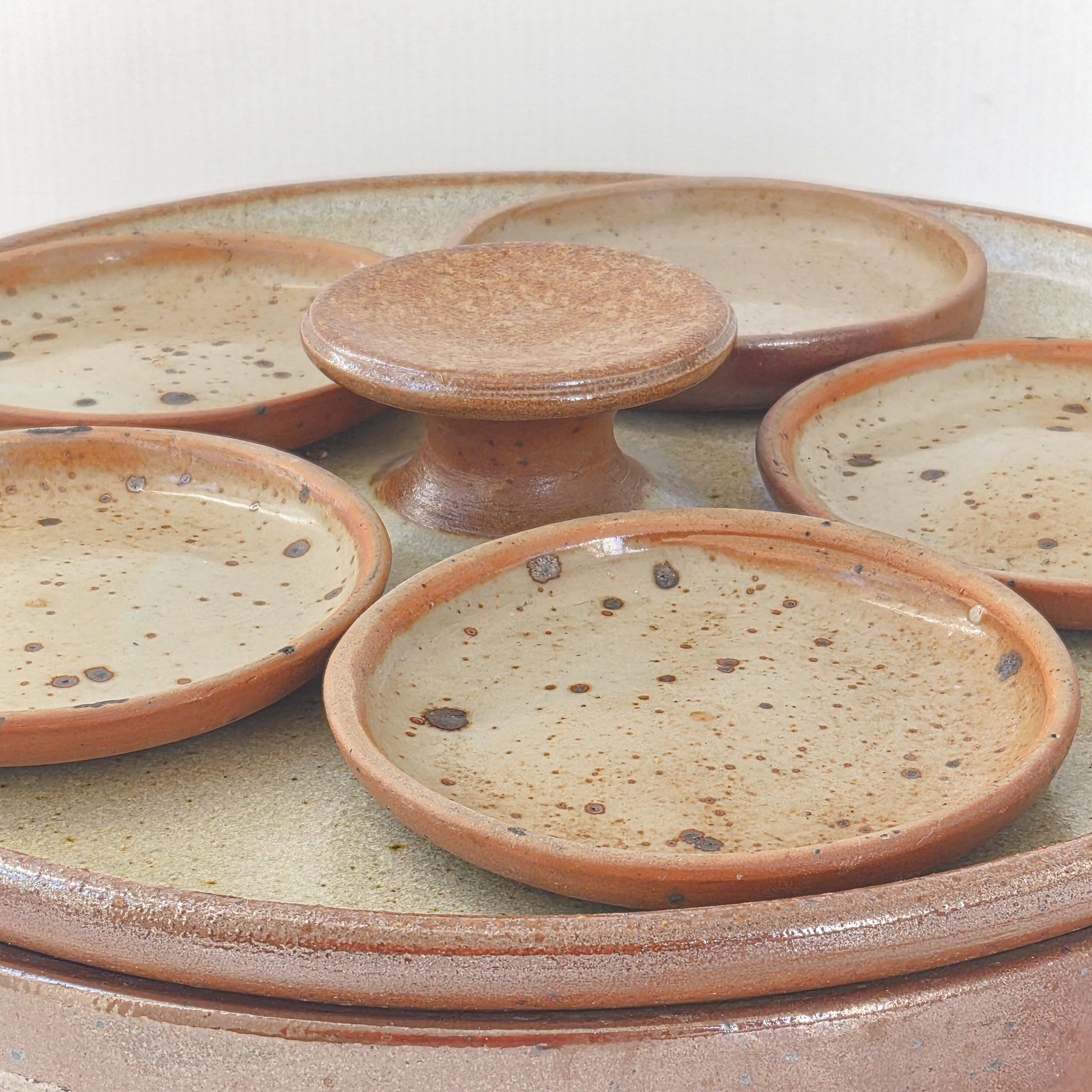 Vintage stoneware serving dish from the 1970s.