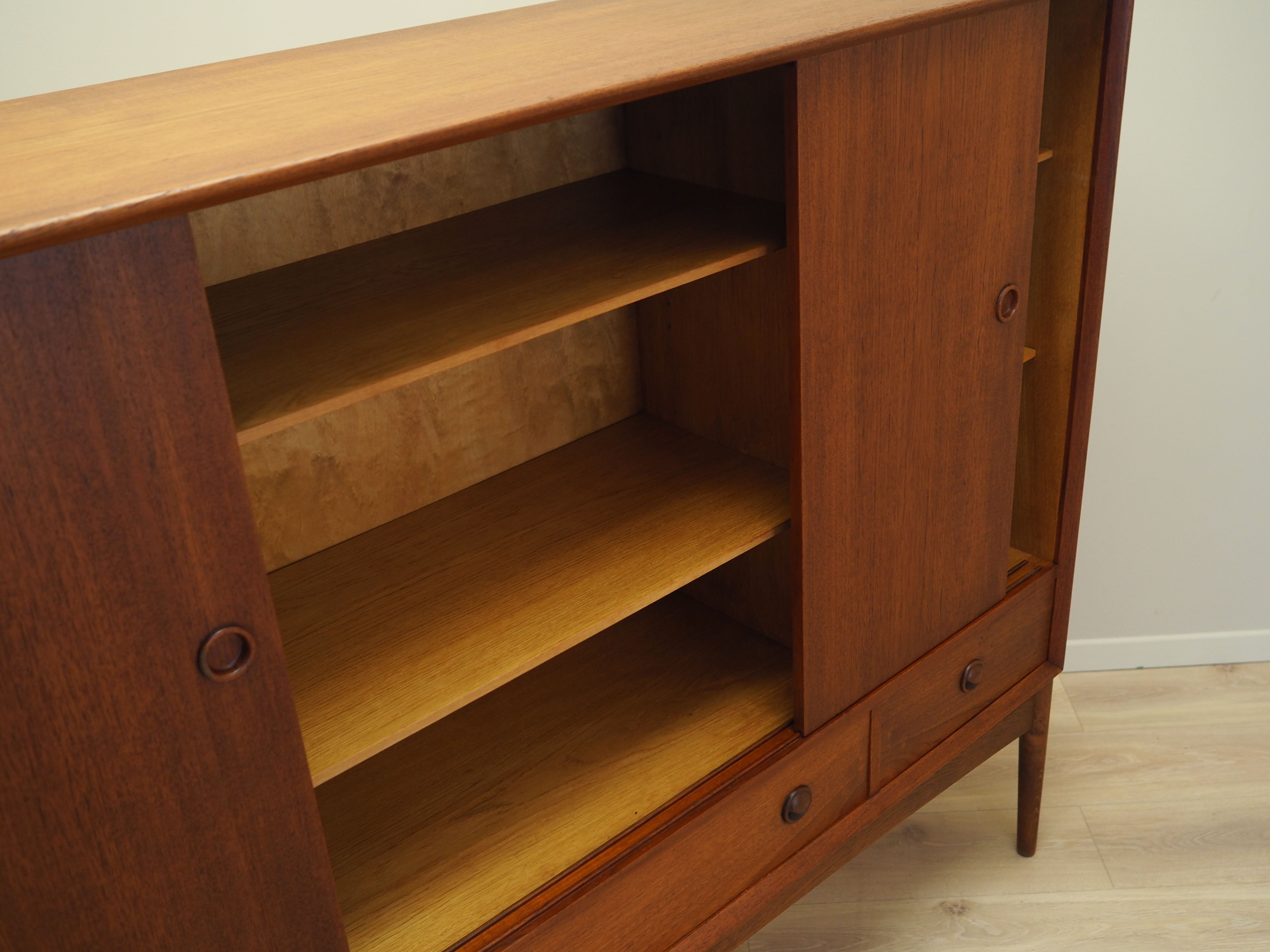 Enfilade en teck, design danois, années 1960, Danemark