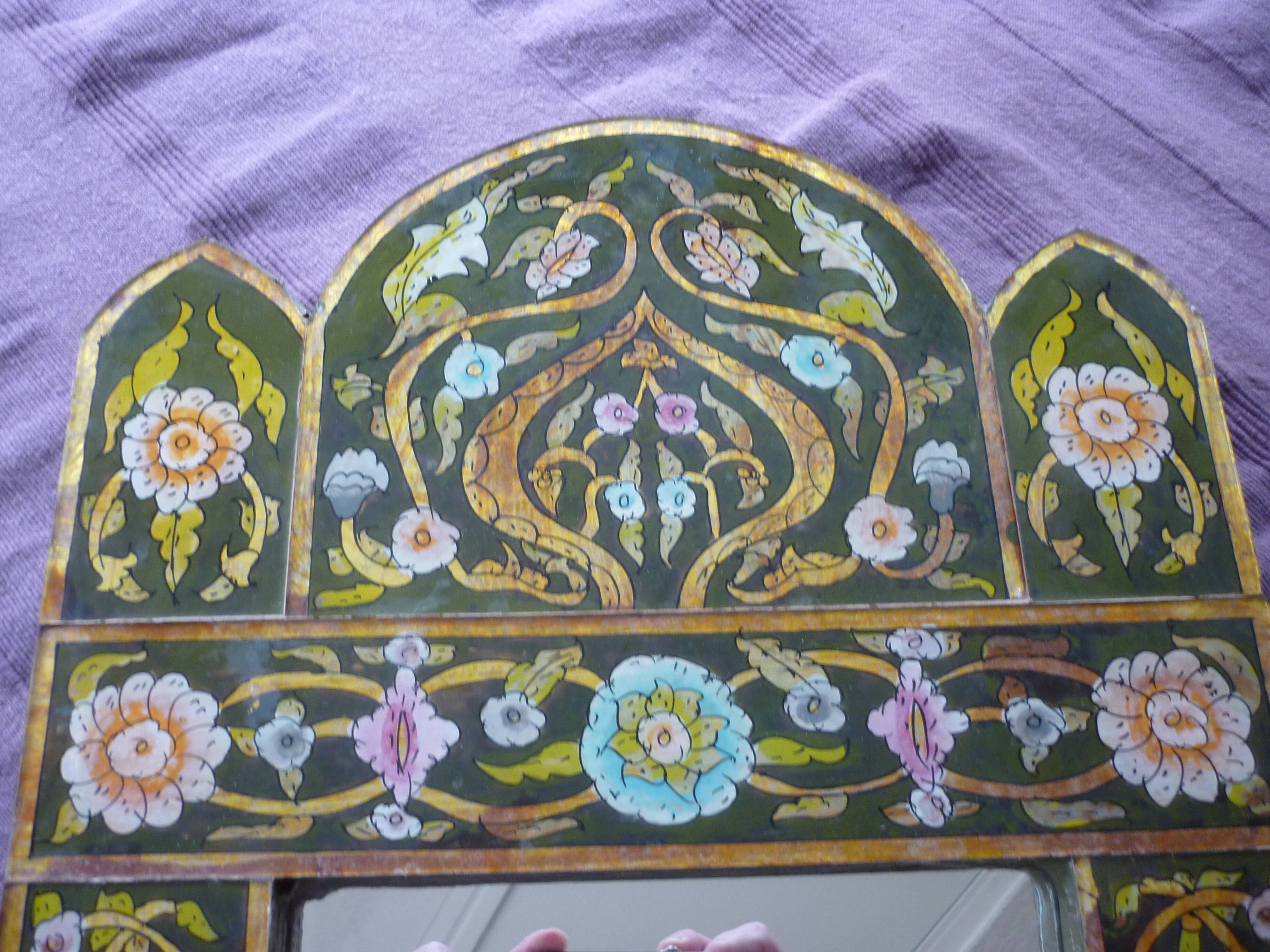 Miroir bois encadrement fixé sous verre floral 30x52cm