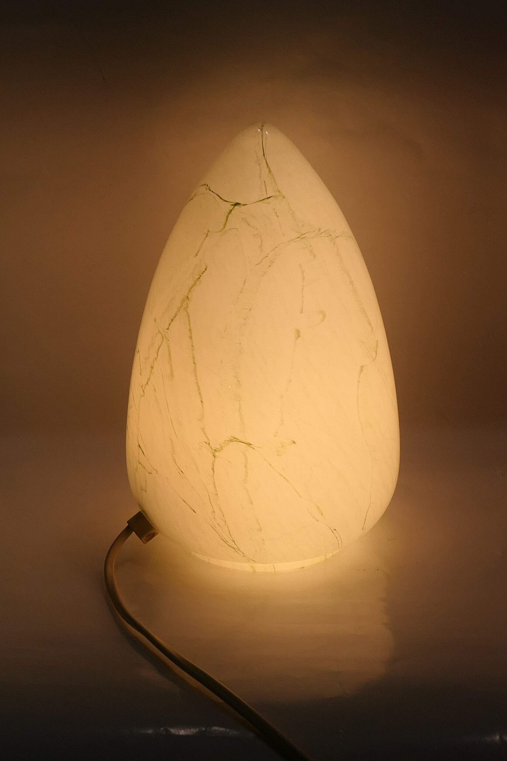 marbled opaline glass egg lamp 1970-80