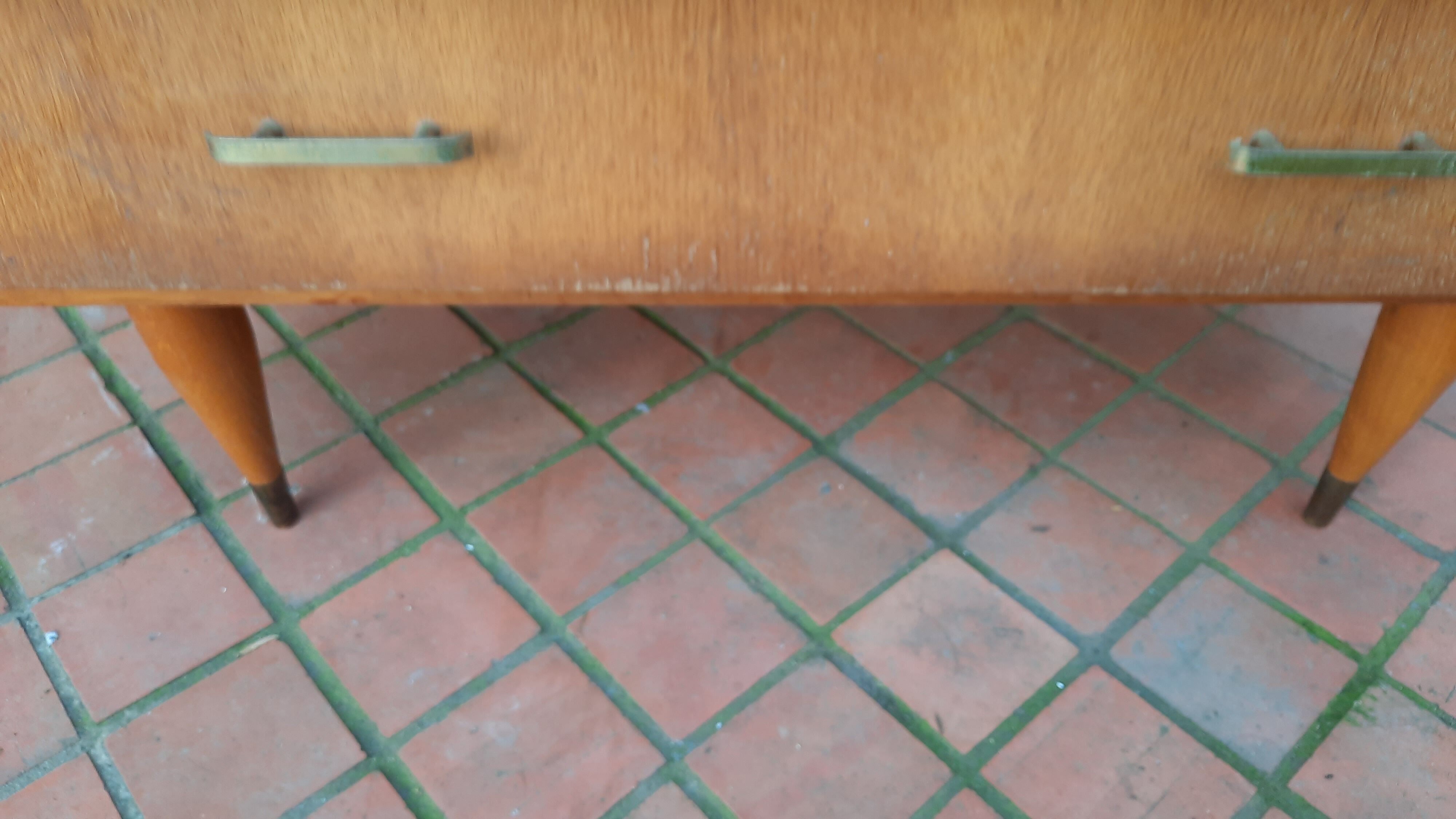 Showcase cabinet chest of drawers spindle foot