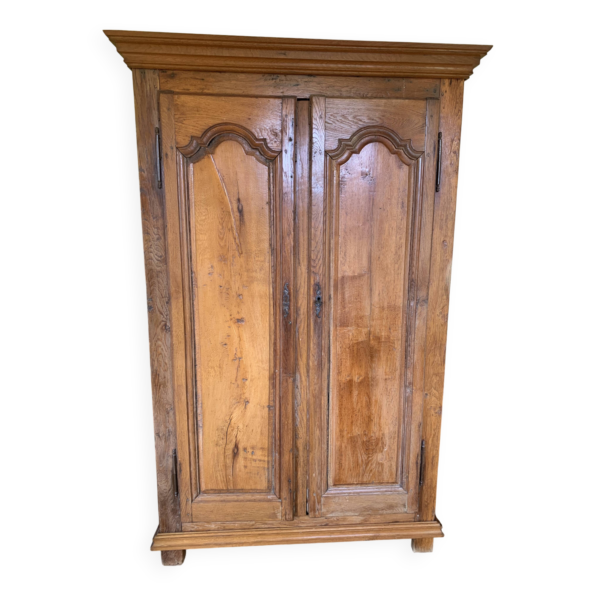 Antique oak wardrobe from the Louis XIV period