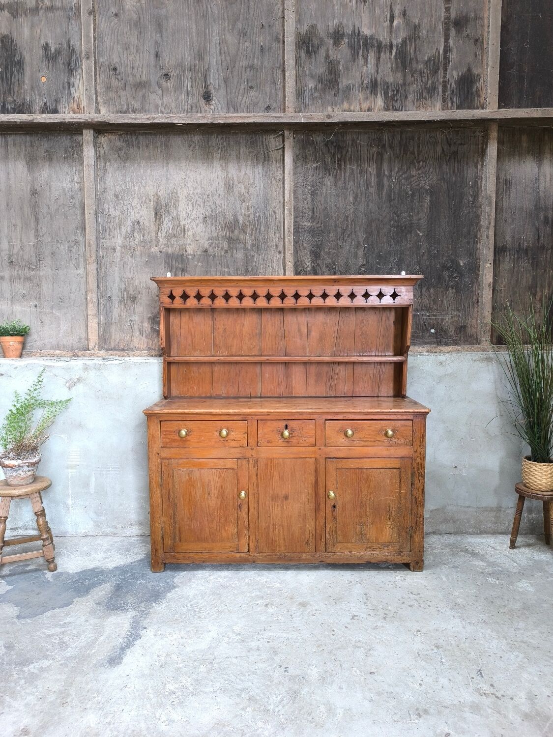 Pine sideboard from 1900